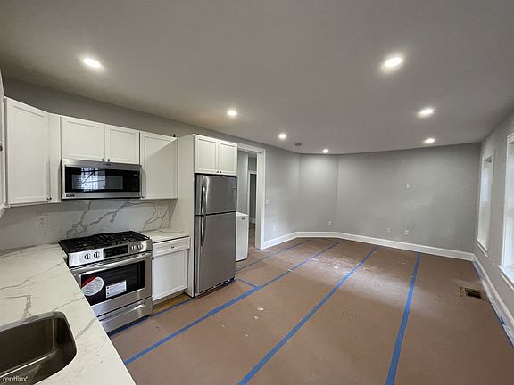 372 Beacon St. #1 Somerville Shared Unit Photo 10