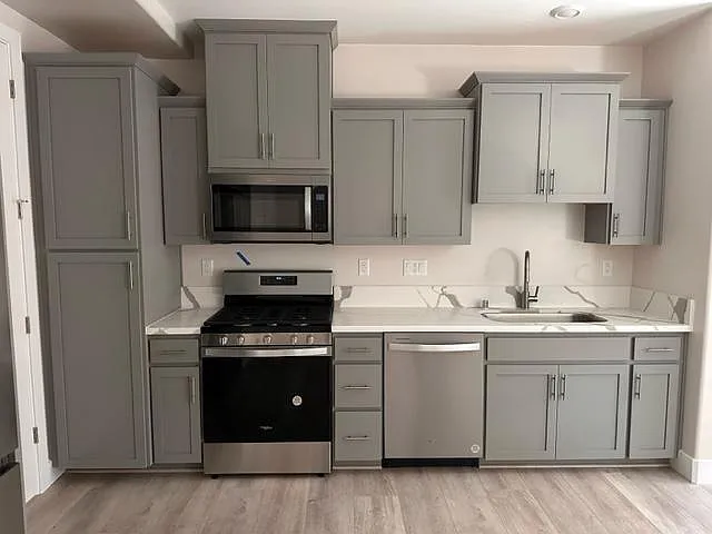 408 Meadow Bloom Ct — Photo 2