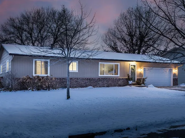 257 Cardinal Ct, Chaska, MN 55318