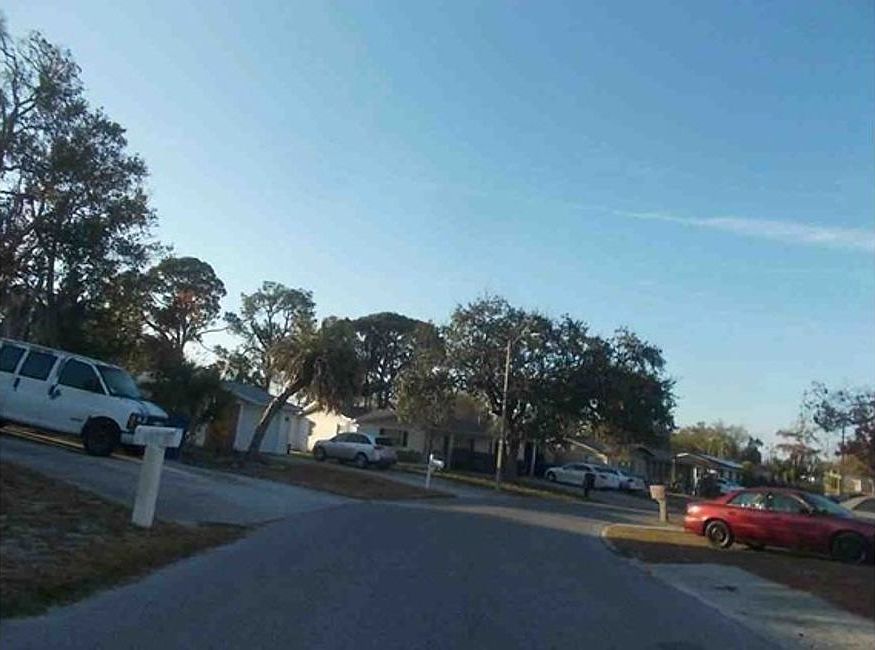 Exterior Neighborhood (street photo)
