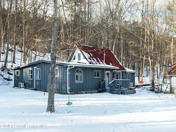 192 Maverick Road, Woodstock, NY 12498