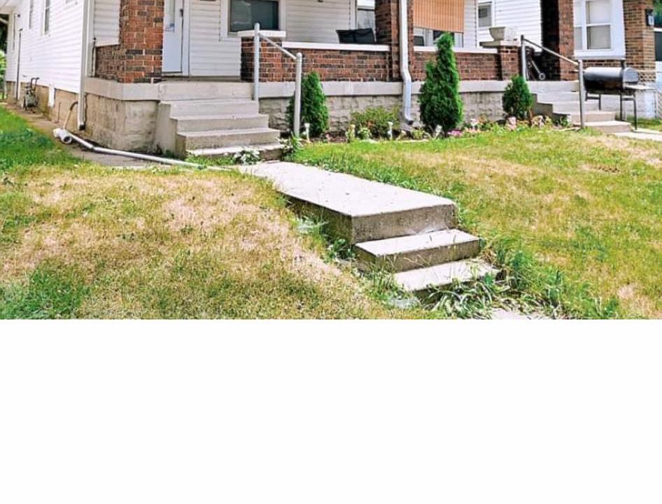 1st image of 909 N Bosart Ave