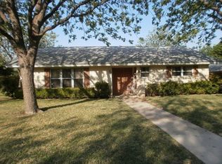1025 N 66th St, Waco, TX 76710