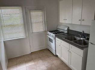 12101 Hoffman St #2, Studio City, CA 91604