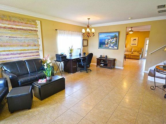 3rd image of 10736 Cypress Trail Dr
