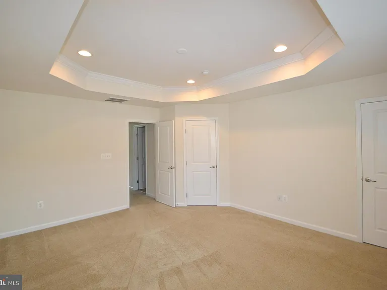 42618 Drazenovich Epoch Ter — Photo 31