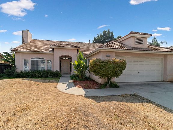 2nd image of 2203 E Yeargin Dr