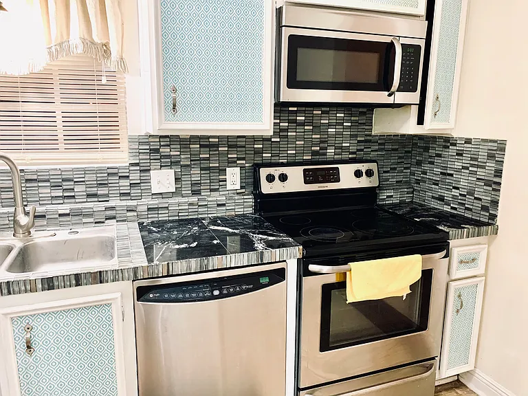 5 Rockingham Ct — Photo 5