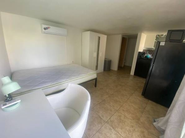 30205 Avenida Del Yermo