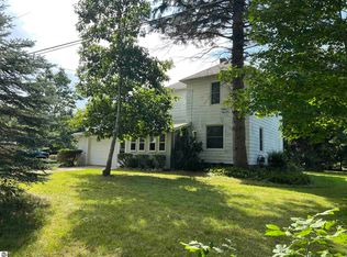 652 S Crawford Rd, Mount Pleasant, MI 48858