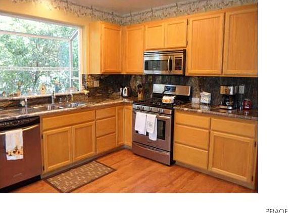 4th image of 226 N Fairway Dr