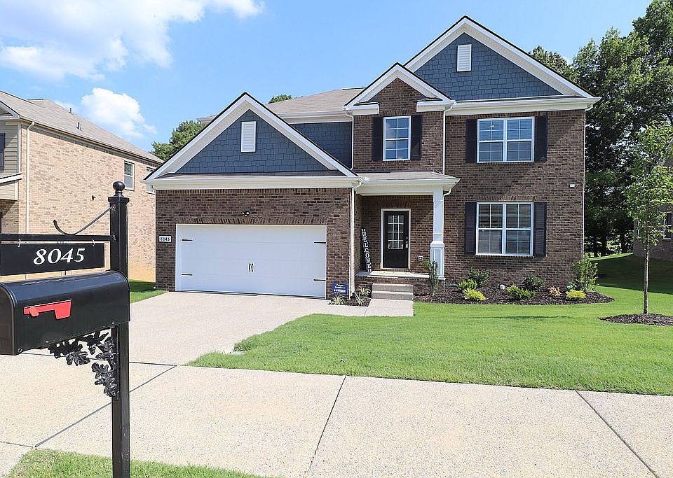 4 sides brick, 5BR, 3.5BA