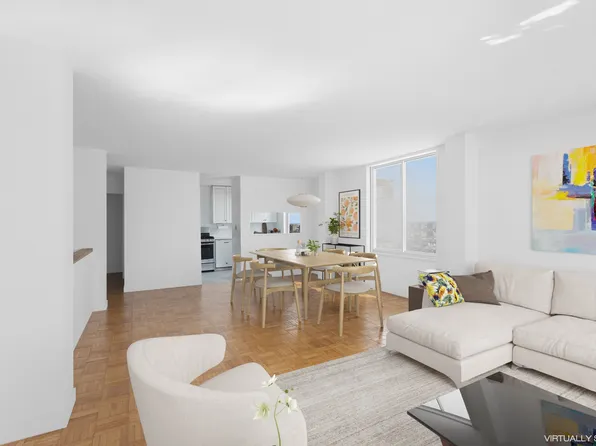 555 Main Street image 3 of 20