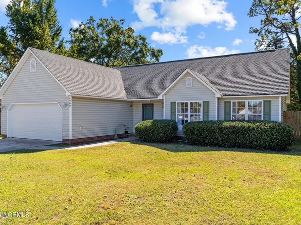6900 Daybreak Lane, Wilmington, NC 28411