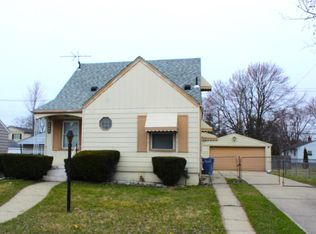 8067 Chapp Ave, Warren, MI 48089