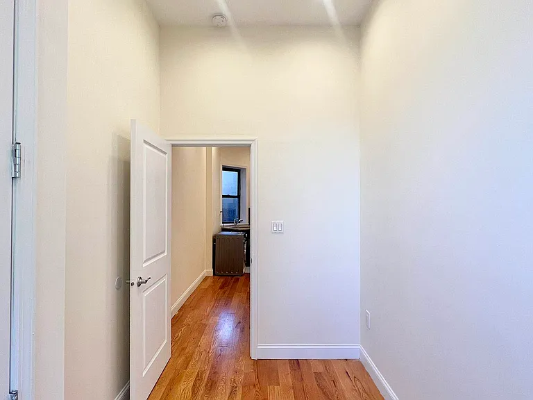 637 Saint Marks Ave #4C — Photo 4