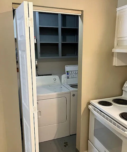 325 Maiden Ln — Photo 10