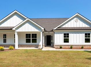 797 Ode Peppers Rd, Winder, GA 30680