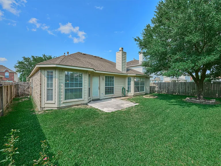 506 Elm Ridge Dr — Photo 32