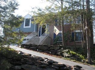 12 Cliff Trl, Oak Ridge, NJ 07438