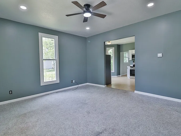 412 W Kibby St — Photo 34