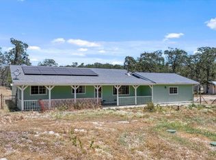 5879 McCauley Rd, Valley Springs, CA 95252