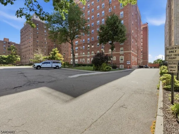 70 S Munn Ave #413, East Orange City, NJ 07018
