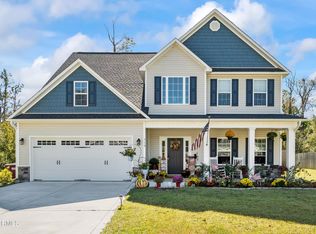 718 Kiwi Stone Cir, Jacksonville, NC 28546