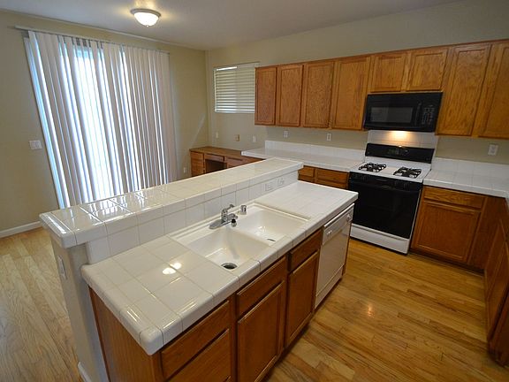 5th image of 8678 Heritage Hill Dr
