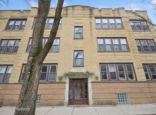 2711 W Argyle St #1, Chicago, IL 60625