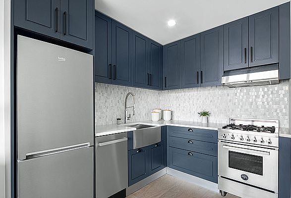 1st image of 475 Clermont Ave #540