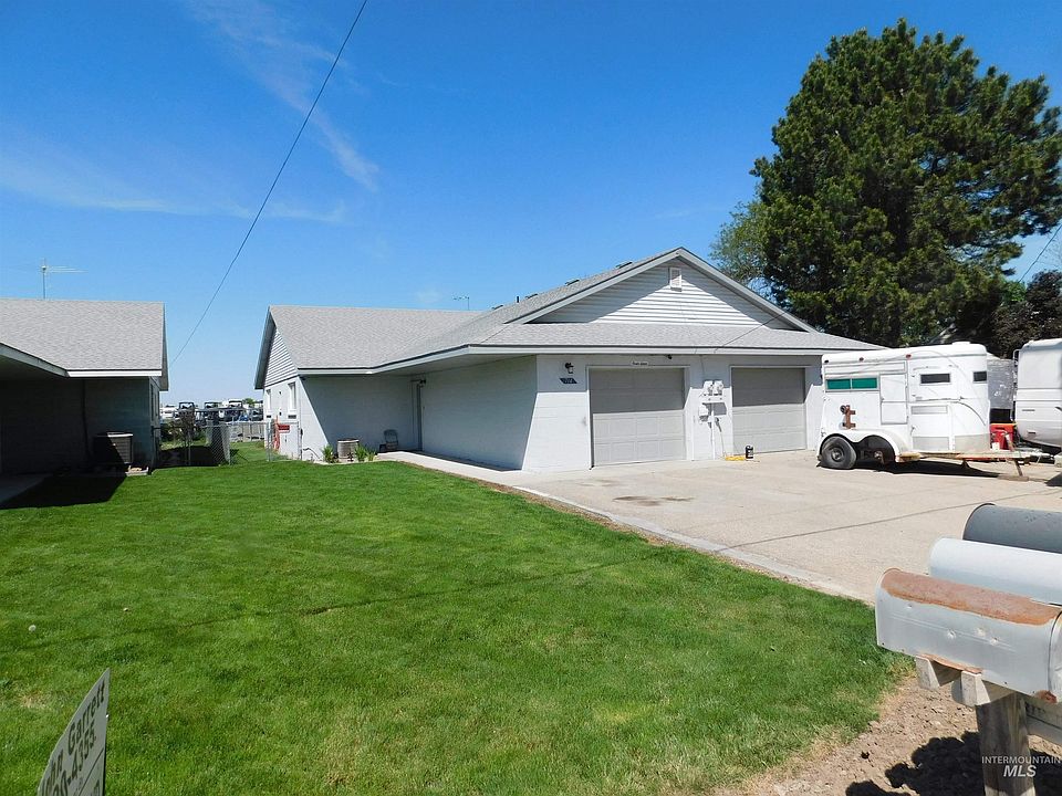 1st image of 712-718 Borchers Ln