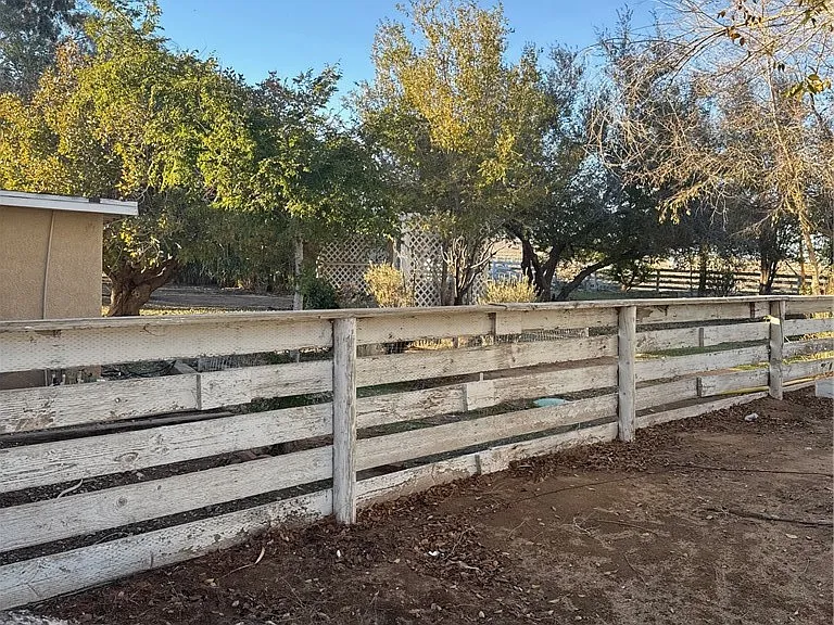 16100 Navajo Rd #2 — Photo 38