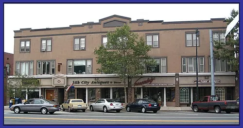 843 Main St #E Photo 1