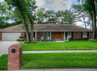 906 Oak Regency Ln, Brandon, FL 33511