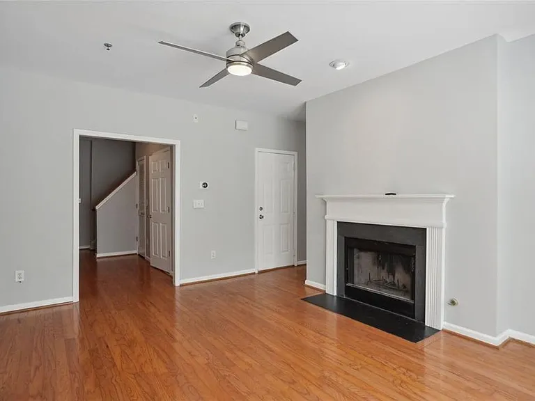 206 Spring Heights Ln SE #206 — Photo 9
