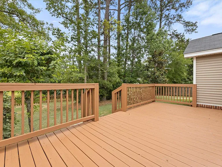 1201 Grasswind Dr — Photo 3