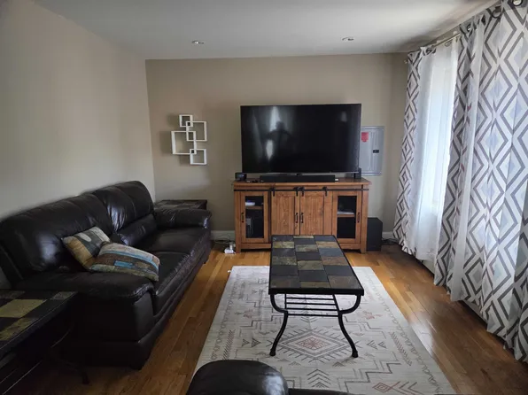 319 Beach 47th Street image 3 of 19