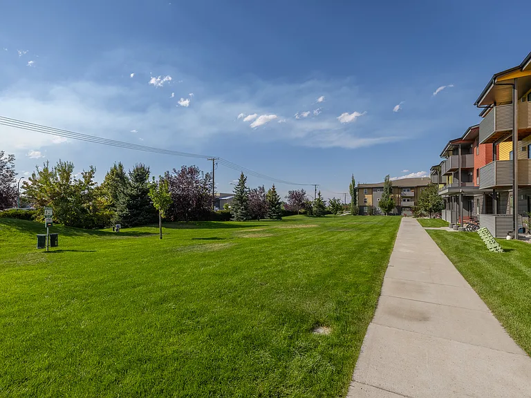228 S Cottonwood Rd #310 — Photo 3