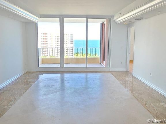 3rd image of 789 Crandon Blvd APT 1404