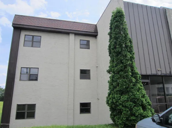 115 Foxfire Dr APT 201, Mount Pocono, PA 18344