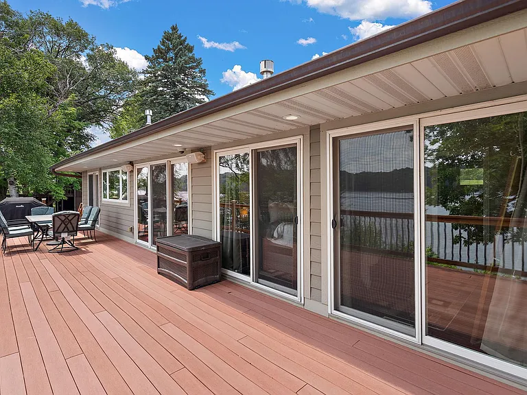 118 Lakeside Dr — Photo 33