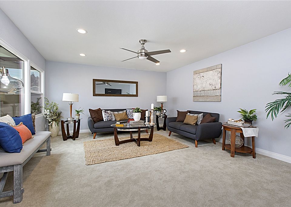 1st image of 4644 Glacier Ave