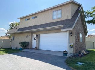 437 W Harvest Moon Dr, Saratoga Springs, UT 84045