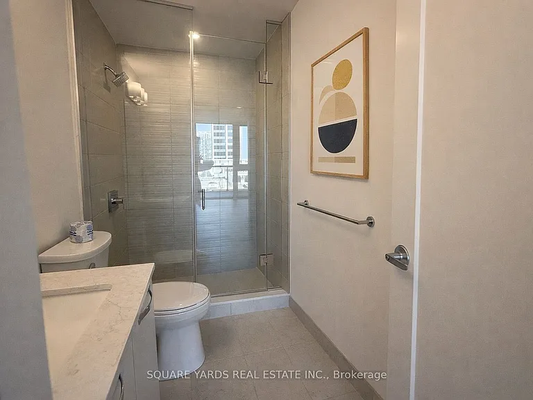 75 James St S #603 — Photo 9