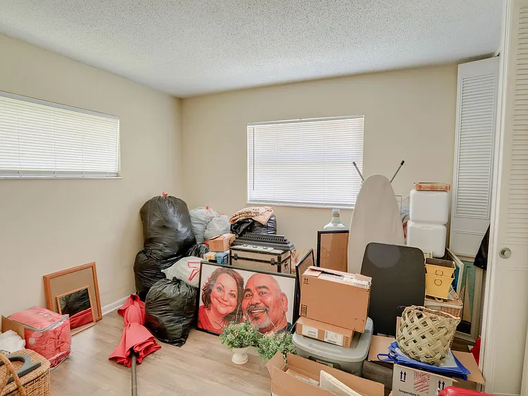 3086 Bluebrook Dr — Photo 16