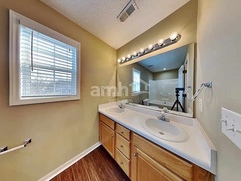 100 N Buttress Dr — Photo 15