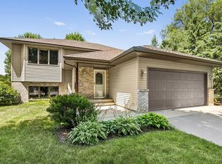 39 Fairfield Ln, Saint Cloud, MN 56303