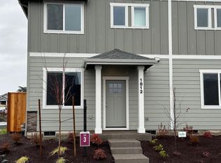 1812 SE Hankel St, Dallas, OR 97338