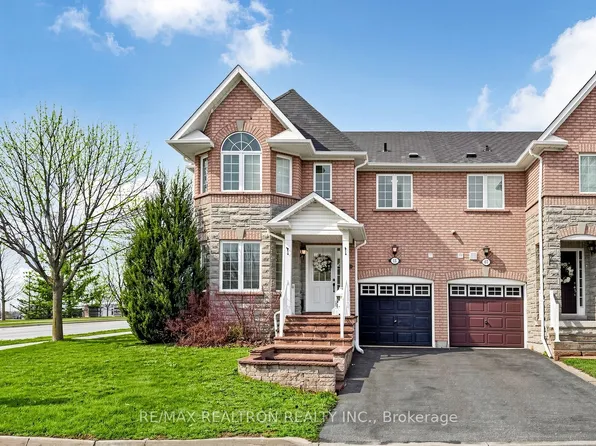 65 Red River Cres, Newmarket, ON L3X 2X2